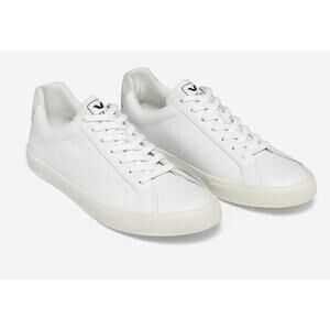Veja Esplar Leather Trainers in White Size 5